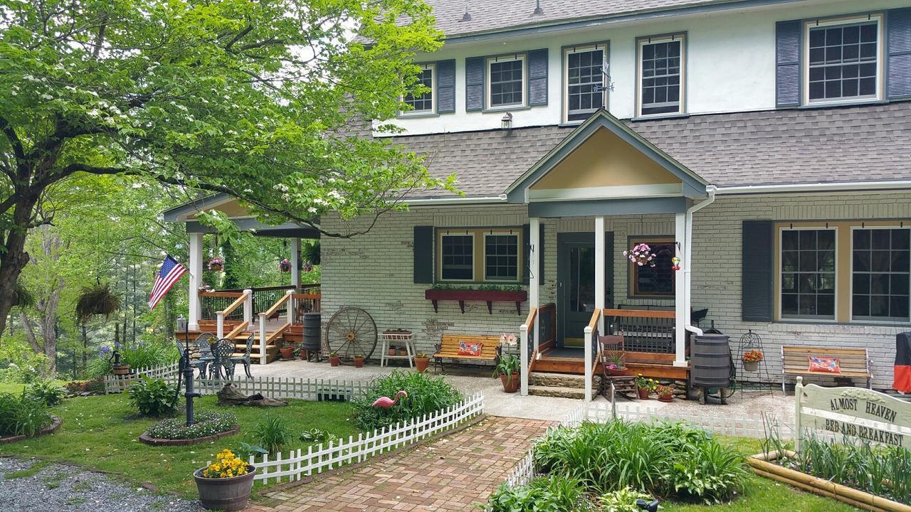 Almost Heaven Bed & Breakfast ウェインズビル エクステリア 写真